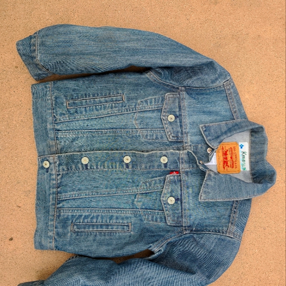 Boys Levis denim jacket size 7